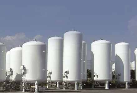 Vacuum Insulated Cryogenic Liquid Storage Tanks